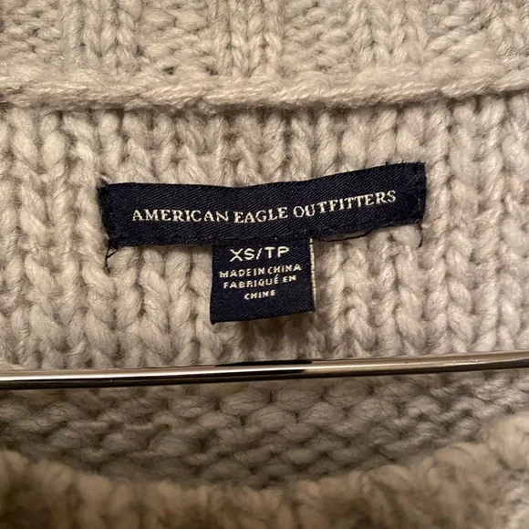 Women’s American Eagle Outfitters Sweater XM - Picture 4 of 10